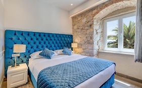 Palms Promenade Luxury Rooms